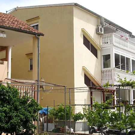 Appartamento Klanac Zara