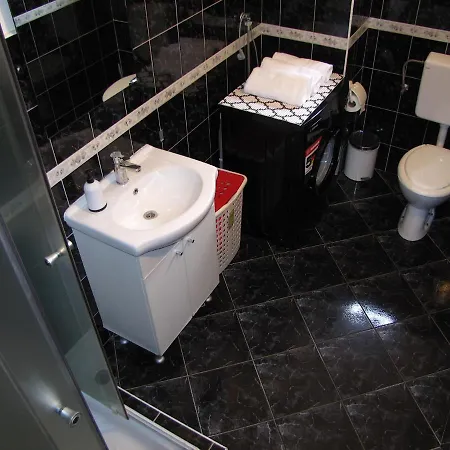 Klanac Apartamento *