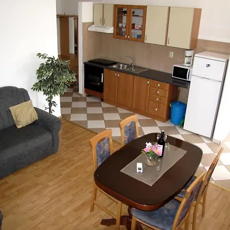 Klanac Apartamento