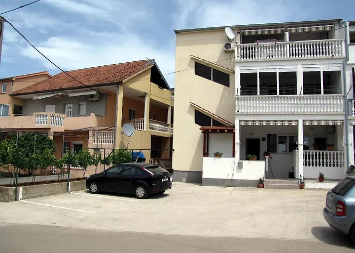 公寓 克拉娜克公寓酒店 扎达尔