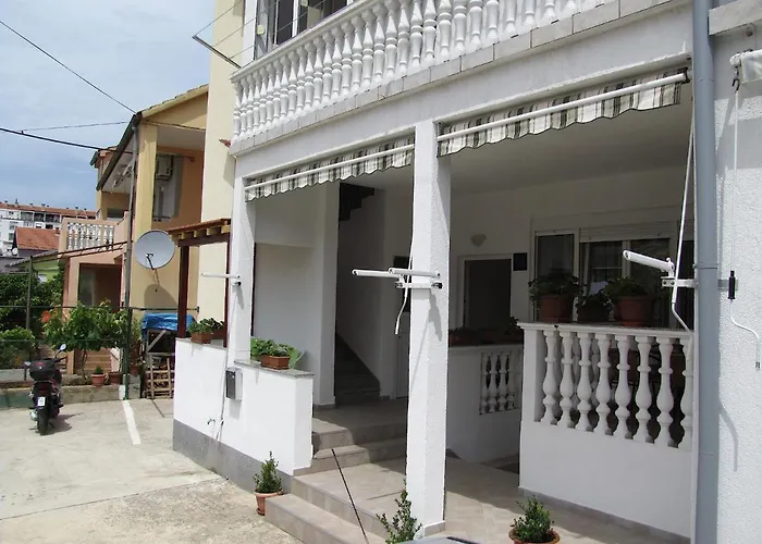 克拉娜克公寓酒店