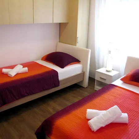 Klanac Apartment