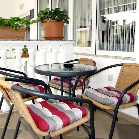 Klanac Appartement *