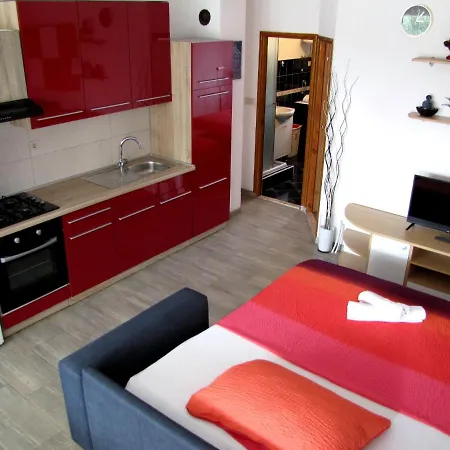 Klanac Apartment *