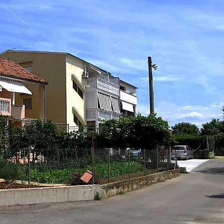 Klanac Apartment *