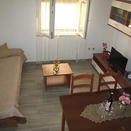 Klanac Apartment