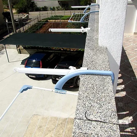 Klanac Apartment *