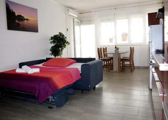 아파트 아파트먼트 클라낙 *