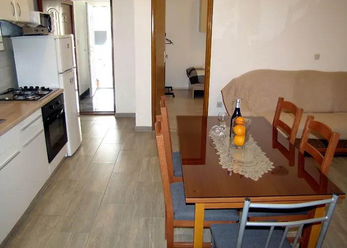 아파트먼트 클라낙 아파트 *